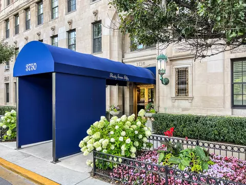3750 N Lake Shore Dr #4E, Chicago, IL 60613