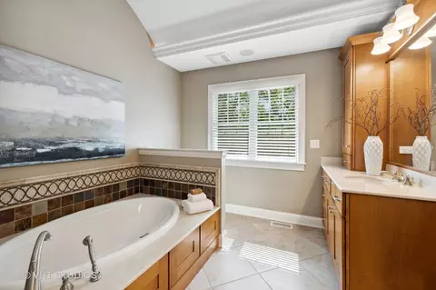 824 S Wright St, Naperville, IL 60540 photo 21