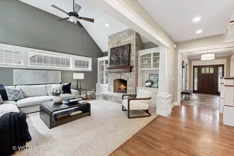 824 S Wright St, Naperville, IL 60540 photo 17