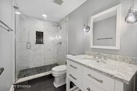 824 S Wright St, Naperville, IL 60540 photo 35