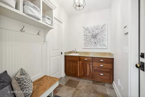 824 S Wright St, Naperville, IL 60540 photo 12