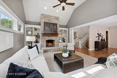 824 S Wright St, Naperville, IL 60540 photo 16