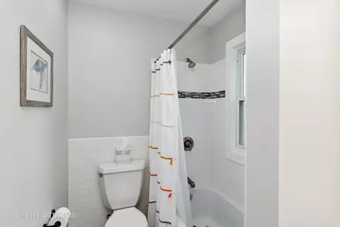 1569 E Walnut Ave, Des Plaines, IL 60016 photo 21