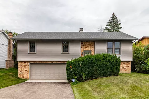 20529 N Florence Ave, Lincolnshire, IL 60069