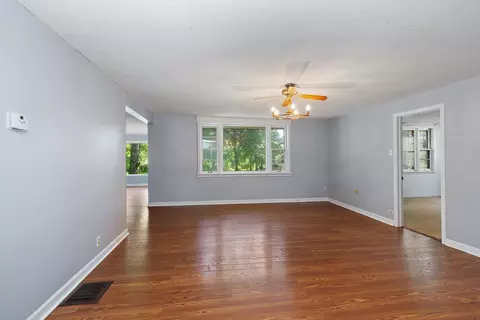 183 S Laurel Rd, Kankakee, IL 60901 photo 8