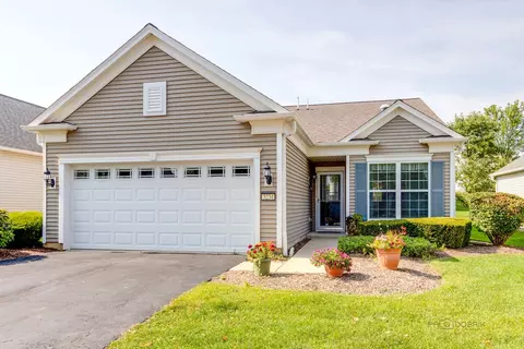 3234 Comstock Ct, Mundelein, IL 60060
