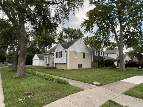 1923 S Ashland Ave, Park Ridge, IL 60068