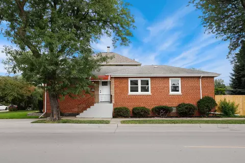 5959 W Byron St, Chicago, IL 60634