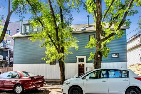 1009 W Wolfram St #2W, Chicago, IL 60614