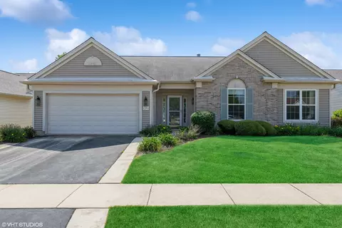 13713 Kirkland Dr, Huntley, IL 60142