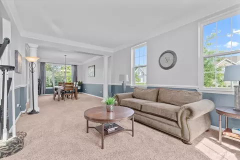 3614 Tournament Dr, Elgin, IL 60124 photo 6