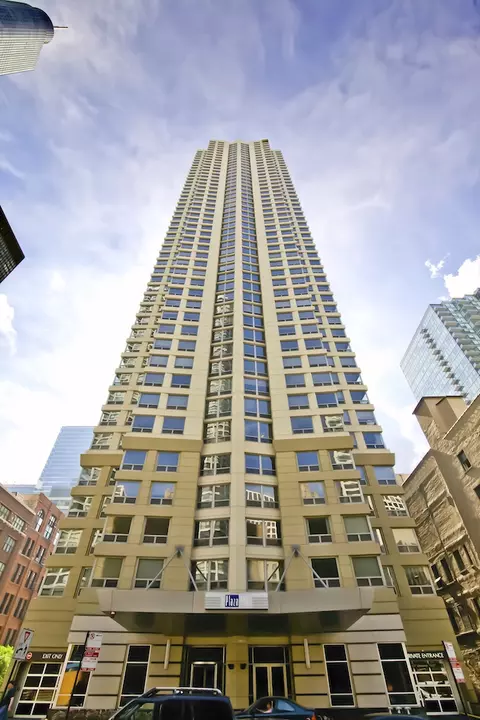 440 N Wabash Ave #3606, Chicago, IL 60611