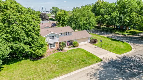 25 S Dallas St, Princeton, IL 61356