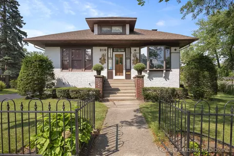 310 Astor Ct, Villa Park, IL 60181