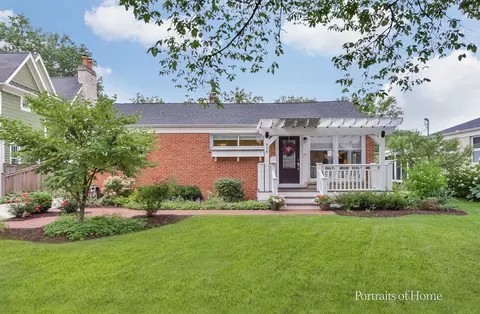 454 Whittier Ave, Glen Ellyn, IL 60137