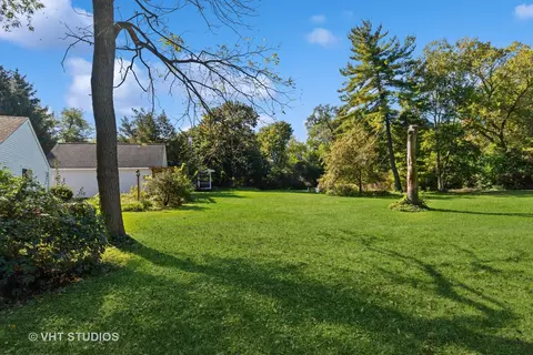 1160 Lake St, Libertyville, IL 60048