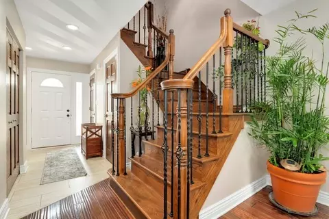 725 Lakeside Circle Dr, Wheeling, IL 60090 photo 16