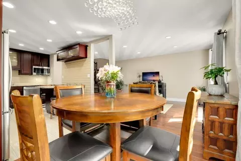 725 Lakeside Circle Dr, Wheeling, IL 60090 photo 8