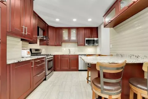 725 Lakeside Circle Dr, Wheeling, IL 60090 photo 10