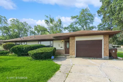 535 Lakewood Blvd, Park Forest, IL 60466