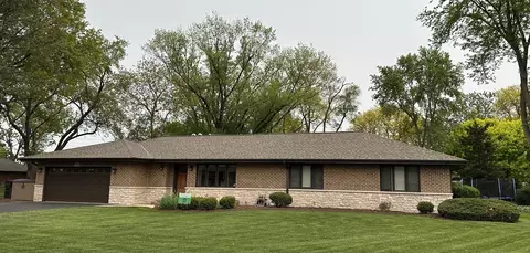 402 Owen Ct, Prospect Heights, IL 60070