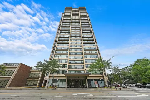 1850 N Clark St #2405, Chicago, IL 60614