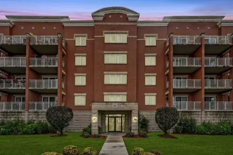 2919 N Harlem Ave #506, Chicago, IL 60707