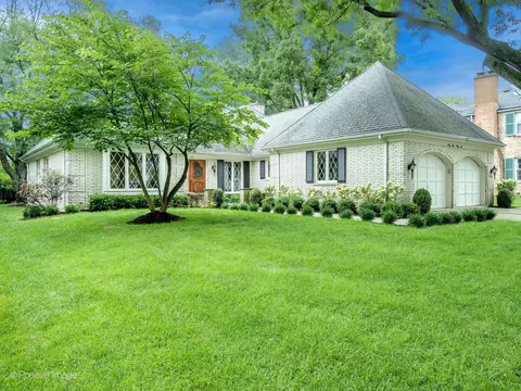 4936 Grand Ave, Western Springs, IL 60558
