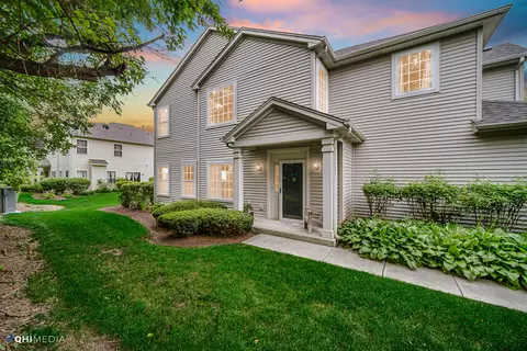 17624 Gilbert Dr, Lockport, IL 60441 photo 2