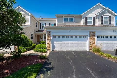 4313 Blue Iris Ct, Island Lake, IL 60042
