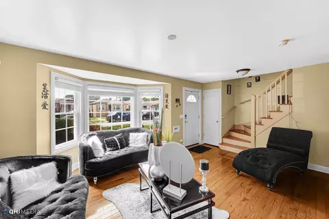 556 E 104th Pl, Chicago, IL 60628 photo 3
