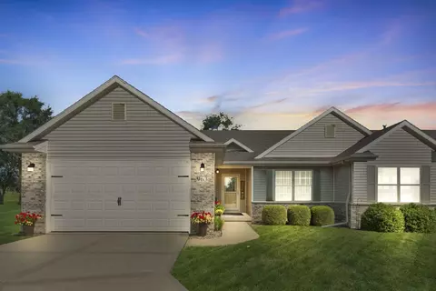 963 Brown Dr, Momence, IL 60954