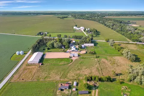 2169 Homer Lake Rd, Saint Joseph, IL 61873