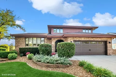 17432 Valley View Dr, Tinley Park, IL 60477