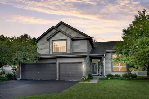 451 Belmont Ln, Bartlett, IL 60103