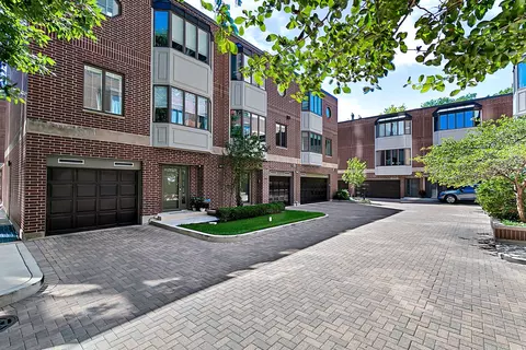 1740 N Clark St #1726, Chicago, IL 60614