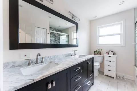 1004 E Golfhurst Ave, Mount Prospect, IL 60056 photo 17