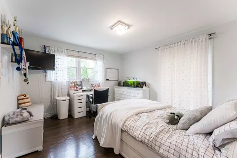 1004 E Golfhurst Ave, Mount Prospect, IL 60056 photo 15