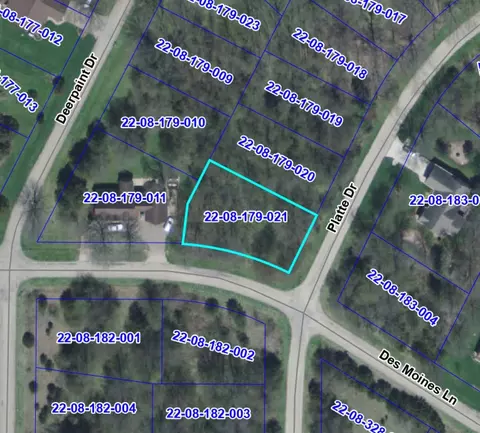 301 Platte Dr, Dixon, IL 61021
