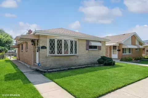 1324 Circle Ave, Forest Park, IL 60130