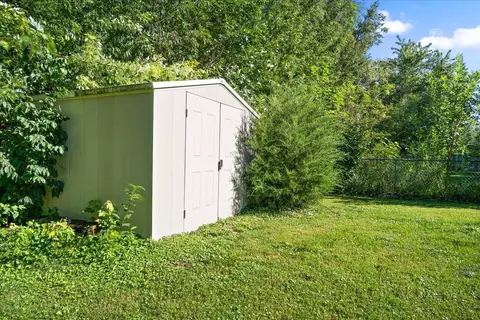 210 Rebecca Ln, Normal, IL 61761 photo 18