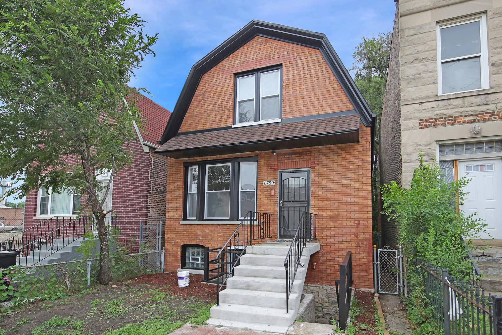 6759 S South Chicago Ave  