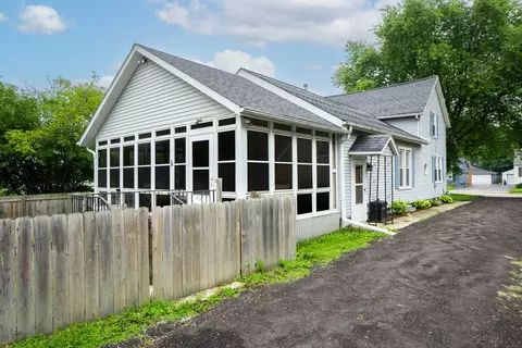 338 W Center St, Sandwich, IL 60548 photo 7