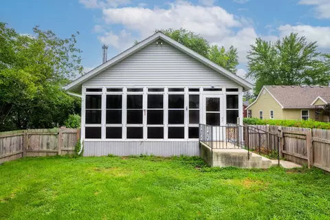 338 W Center St, Sandwich, IL 60548 photo 6
