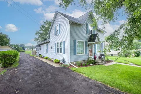 338 W Center St, Sandwich, IL 60548