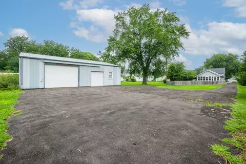 338 W Center St, Sandwich, IL 60548 photo 5