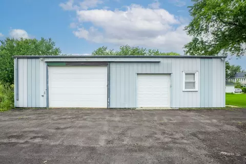 338 W Center St, Sandwich, IL 60548 photo 4