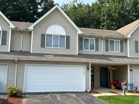 114 Beacon Dr #114, Hobart, IN 46342