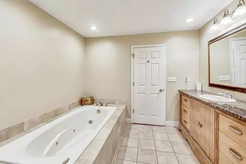 1 Knoll Ridge Rd, Rolling Meadows, IL 60008 photo 28
