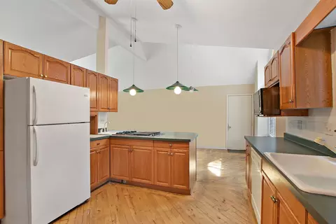 403 Nippersink Dr, Mchenry, IL 60050 photo 10